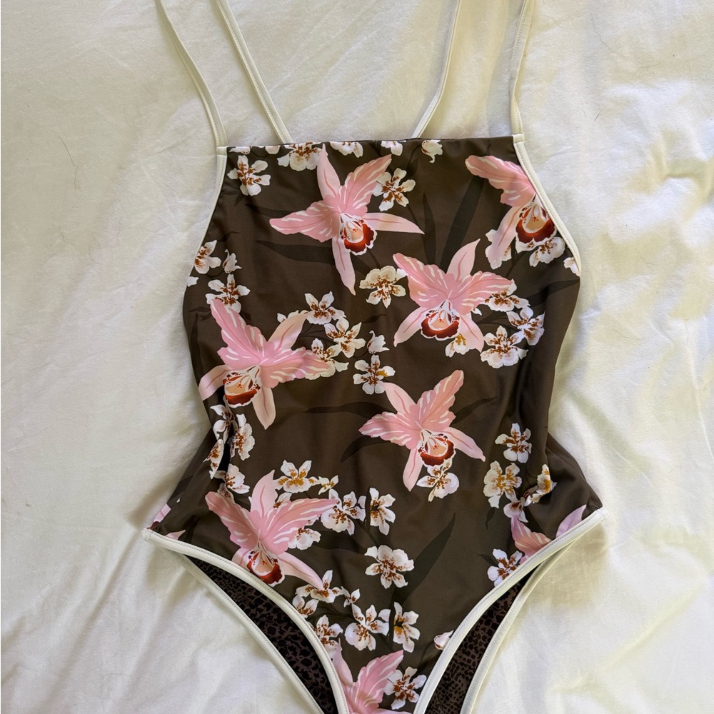 🌸 S O L D 🌸 Acacia Peyton One Piece in Hilo
